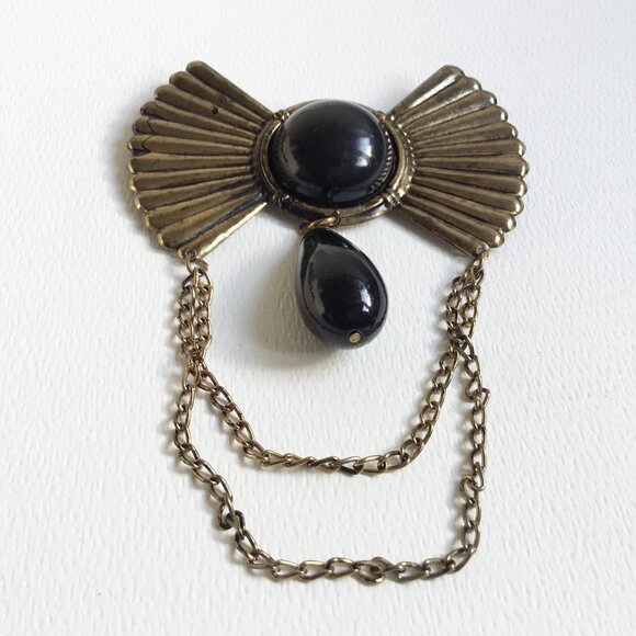 Vintage Art Deco Style Antique Gold Tone Bow Black Dangle Double Chain Brooch - Picture 2 of 3